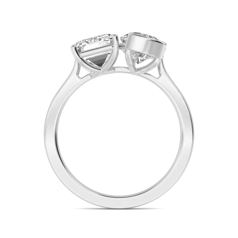 Emerald & Pear Toi et Moi Diamond Ring